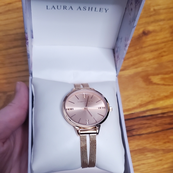 NEW! Laura Ashley Split Mesh Band Sunray Dial Watch Rose-Tone main image 10